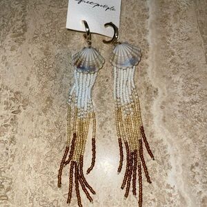 Free People Seashell Dangle pierced ear earrings beads 6.5” Long NWT
